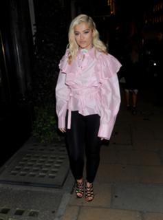Bebe Rexha feet photo thumbnail