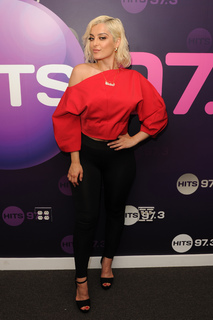 Bebe Rexha feet photo thumbnail