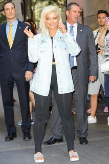 Bebe Rexha feet photo thumbnail