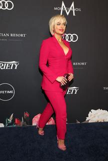 Bebe Rexha feet photo thumbnail