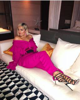 Bebe Rexha feet photo thumbnail