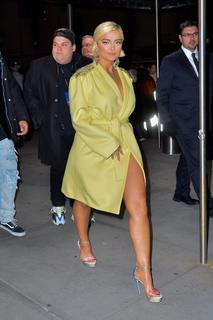 Bebe Rexha feet photo thumbnail