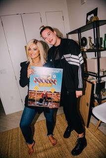 Bebe Rexha feet photo thumbnail