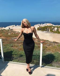 Bebe Rexha feet photo thumbnail