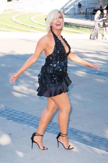 Bebe Rexha feet photo thumbnail