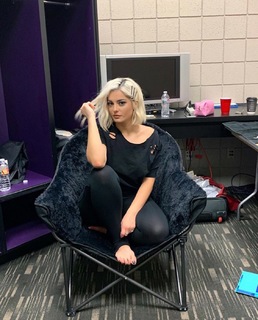 Bebe Rexha feet photo thumbnail