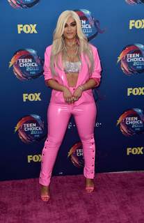 Bebe Rexha feet photo thumbnail