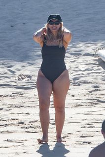 Bebe Rexha feet photo thumbnail
