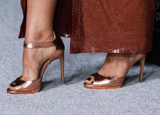 Bebe Rexha feet photo thumbnail