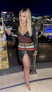 Bebe Rexha feet photo thumbnail