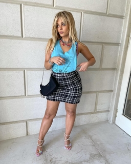Bebe Rexha feet photo thumbnail