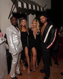 Bebe Rexha feet photo thumbnail