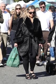 Bebe Rexha feet photo thumbnail