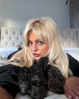 Bebe Rexha feet photo thumbnail