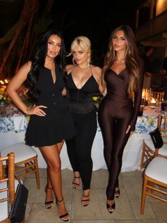 Bebe Rexha feet photo thumbnail