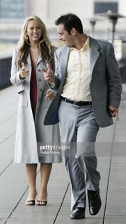 Bec Hewitt feet photo 17