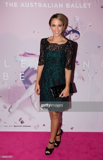 Bec Hewitt feet photo 13