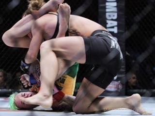 Bec Hyatt feet photo 15