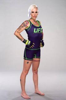 Bec Hyatt feet photo 4