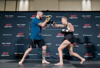 Bec Hyatt feet photo 1