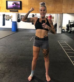 Bec Hyatt feet photo 10