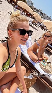 Becca Means feet photo 12