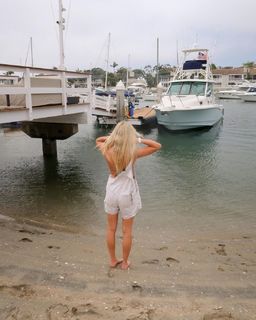 Becca Means feet photo 5