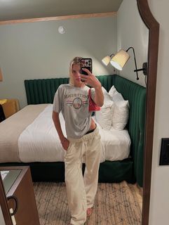 Becca Means feet photo 14