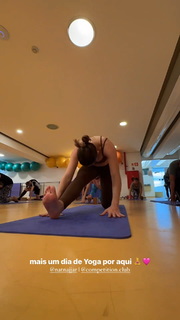 Becca Pires feet photo 8