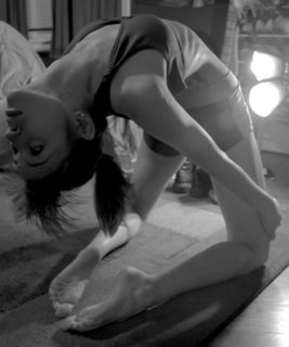 Becca Scott feet photo thumbnail