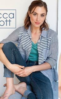 Becca Scott feet photo thumbnail