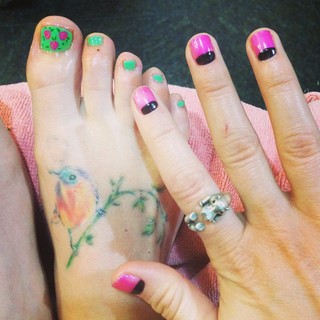 Becca Scott feet photo thumbnail