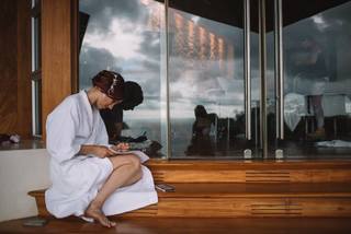 Becca Scott feet photo thumbnail