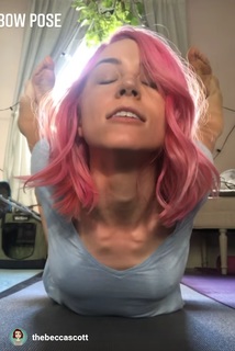 Becca Scott feet photo thumbnail