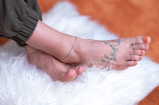 Becca Scott feet photo thumbnail