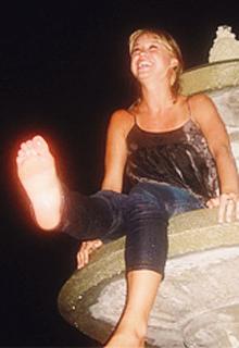 Becca Tobin feet photo 20