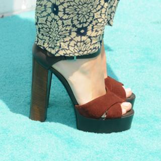 Becca Tobin feet photo 15