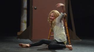 Becki Newton feet photo thumbnail