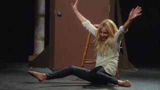 Becki Newton feet photo thumbnail