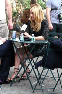 Becki Newton feet photo thumbnail