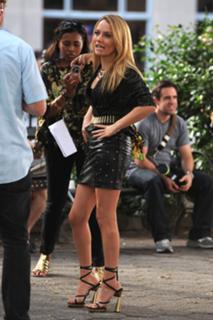 Becki Newton feet photo thumbnail