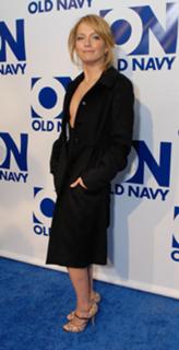 Becki Newton feet photo thumbnail