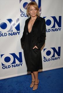 Becki Newton feet photo thumbnail