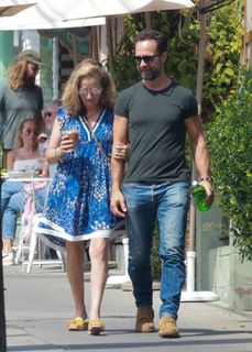 Becki Newton feet photo 6