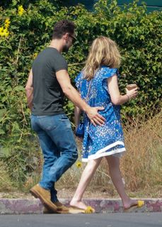Becki Newton feet photo 4