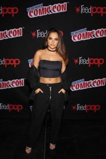 Becky G feet photo thumbnail