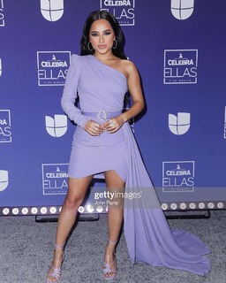 Becky G feet photo thumbnail