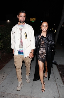 Becky G feet photo thumbnail