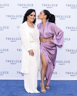 Becky G feet photo thumbnail