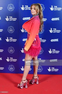 Becky Hill feet photo thumbnail